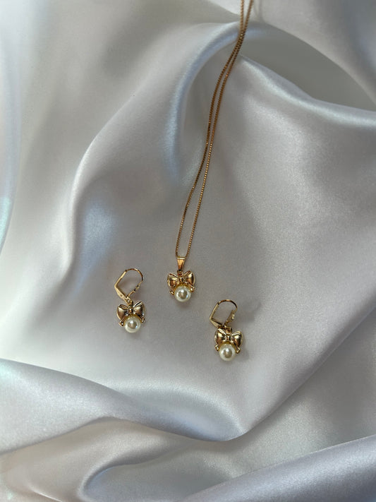 Pearl Coquette Bow Set