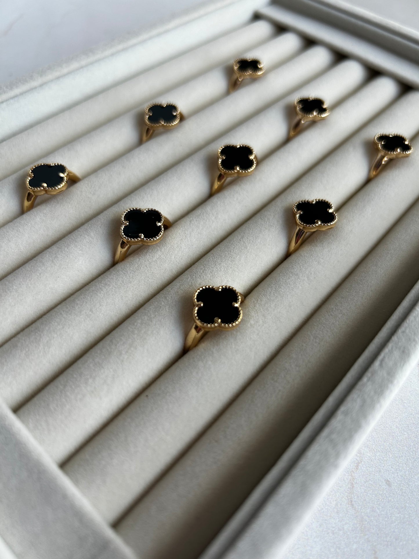 Clover adjustable Rings
