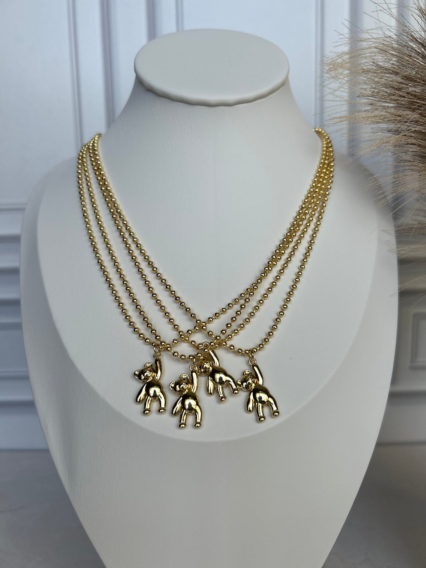 Teddy bear beaded Necklace