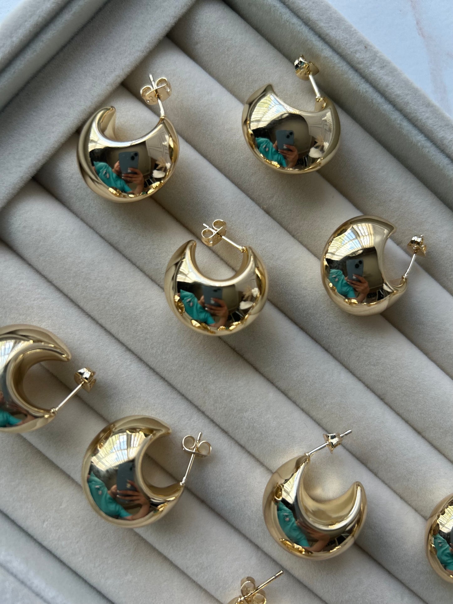 Chunky Huggie Hoop earring