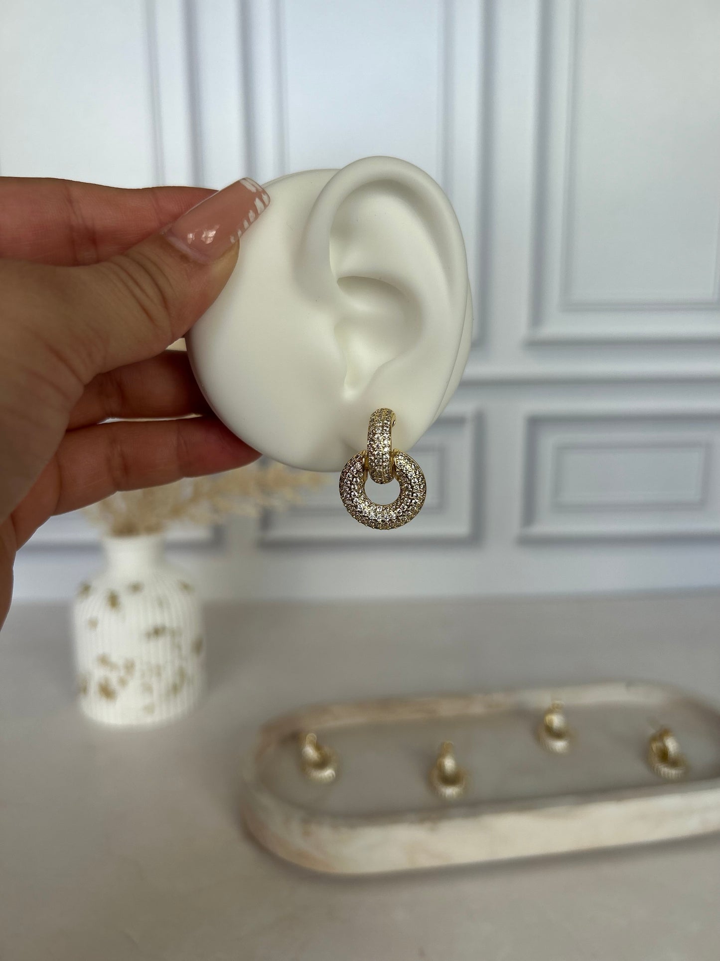 Iced Circle Link Earring