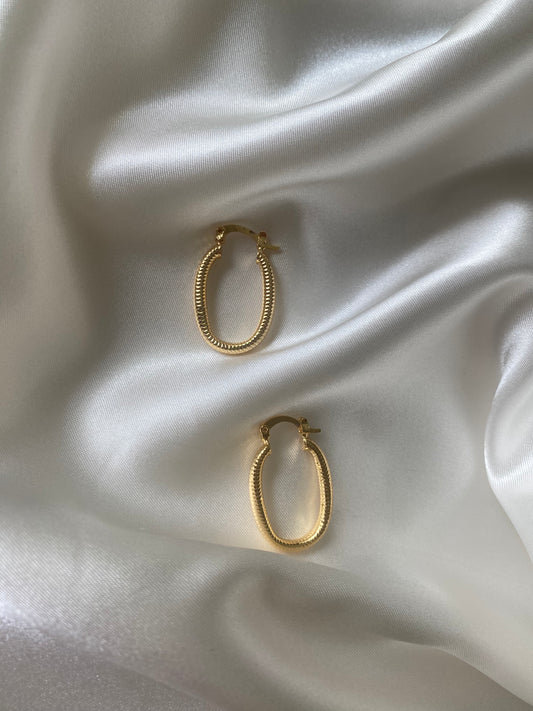 Ribbed Medium Hoops