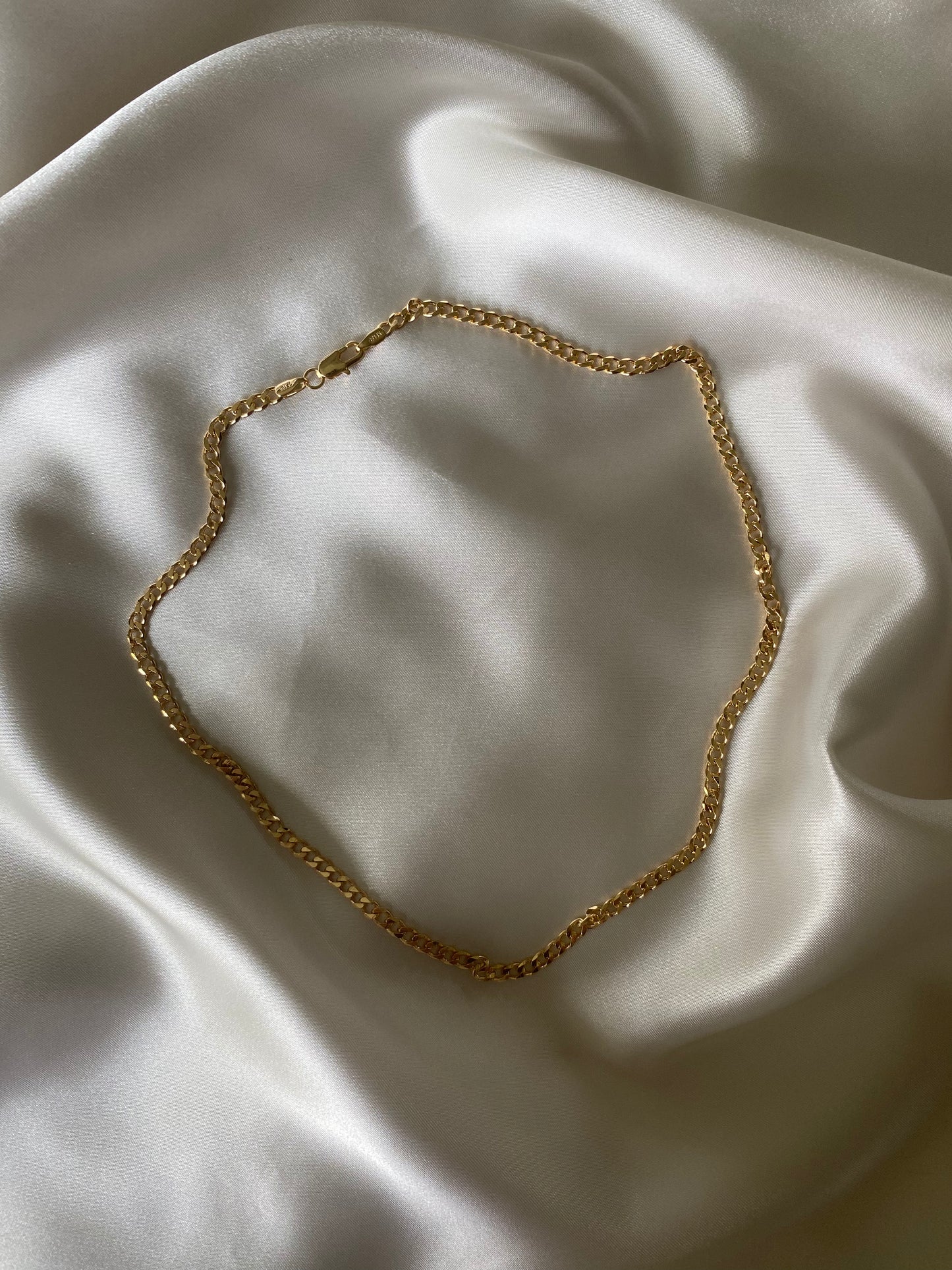 Vera Curb Link Chain