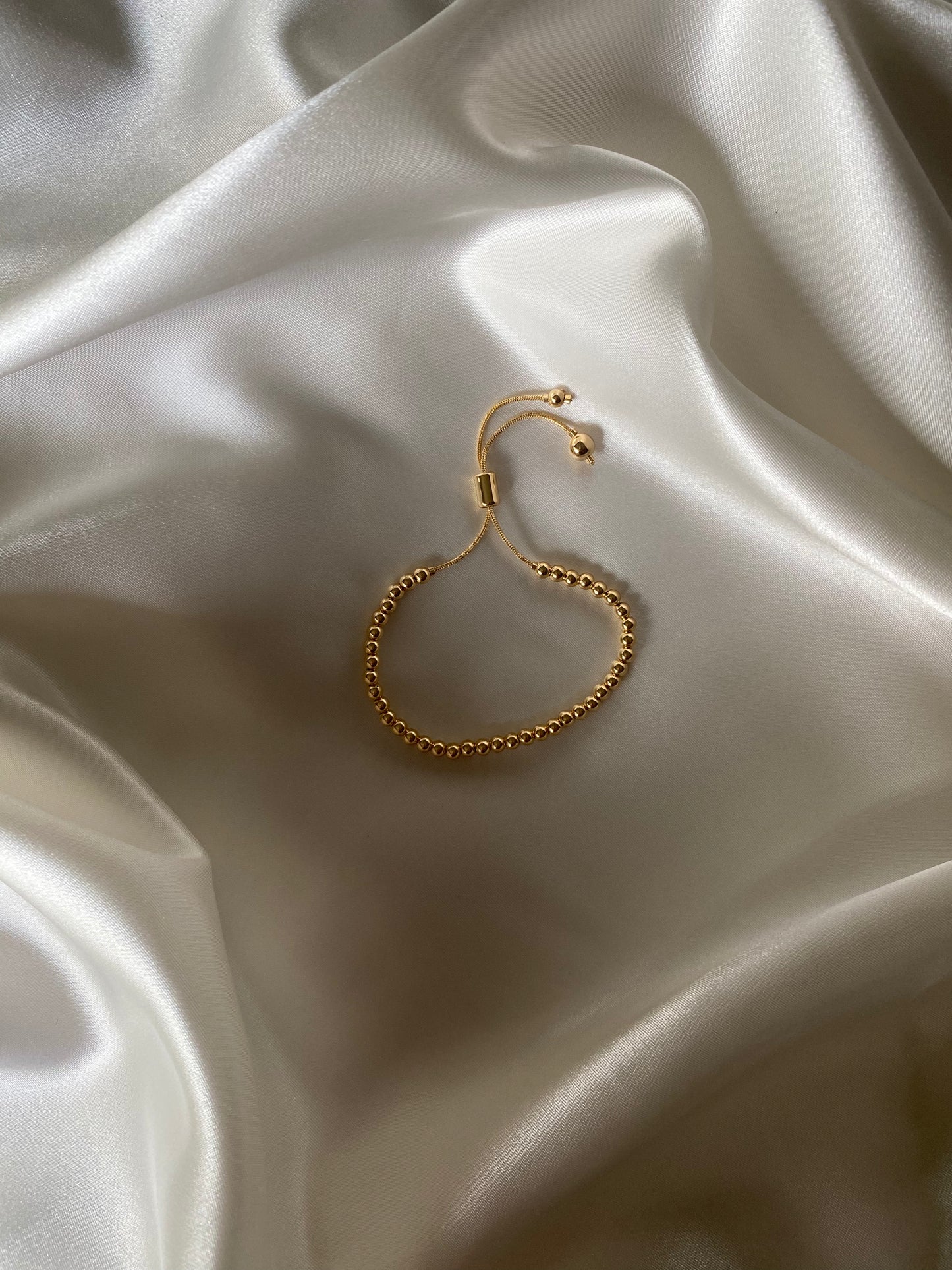 Ball adjustable bracelet